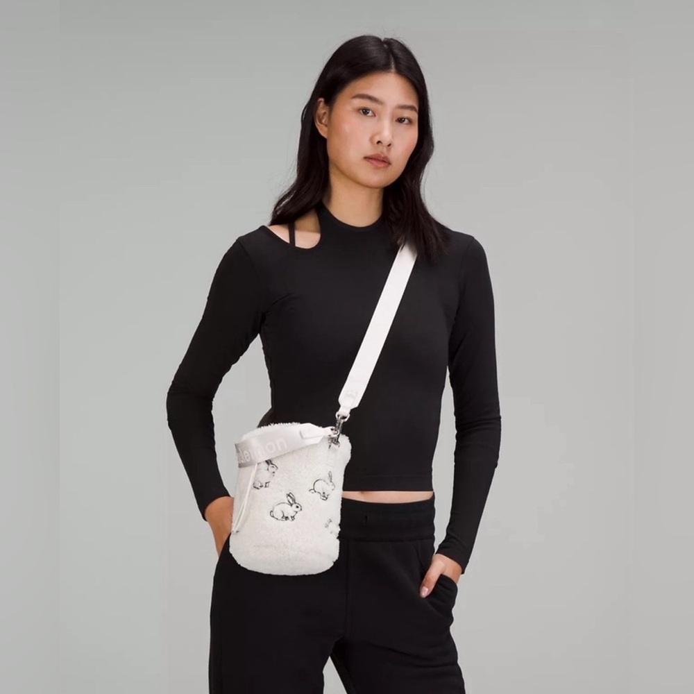 NWT lululemon athletica New Year Rabbit 🐰 Crossbody Bag & Bucket Hat S/M Set
